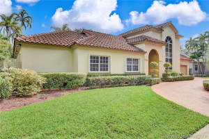 15523 NW 82nd Pl, Hialeah, FL 33016, Sold 05/06/19