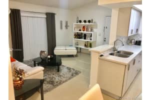 401 SW 85th Ave, Pembroke Pines, FL 33025, Sold 04/01/19