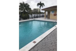 5249 NW 7th St, Miami, FL 33126, Sold 03/21/19