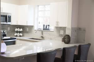 5660 NW 115th Ct, Doral, FL 33178, Sold 03/26/19