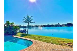 10354 SW 18th St, Davie, FL 33324, Sold 06/18/19