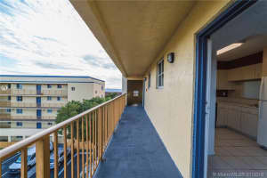 14951 SW 82nd Ln, Miami, FL 33193, Sold 03/14/19