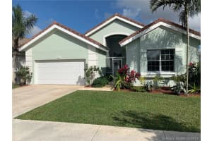 715 SE 29th Dr, Homestead, FL 33033, Sold 04/29/19