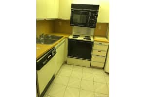 4301 Collins Ave, Miami, FL 33140, Sold 08/16/19