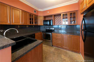 2121 N Bayshore Dr, Miami, FL 33137, Sold 04/17/19