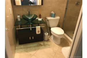 185 SE 14th Terrace, Miami, FL 33131, Sold 10/03/19