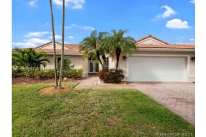 392 SW 187th Ave, Pembroke Pines, FL 33029, Sold 07/29/19