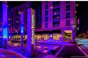 7285 SW 90th St UNIT D208, Miami, FL 33156, Sold 12/23/20