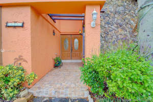 20344 NE 6th Pl, Miami, FL 33179, Sold 04/24/19