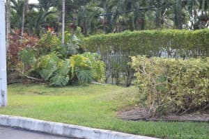 8251 NW 8th St, Miami, FL 33126, Sold 03/25/19