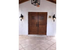 601 S Mashta Dr, Key Biscayne, FL 33149, Sold 12/23/19