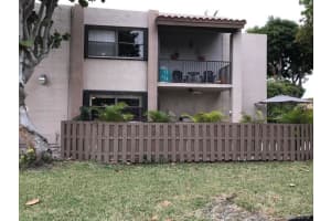 240 W Park Dr, Miami, FL 33172, Sold 04/12/19