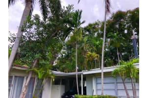 118 W 4th Ct, Miami Beach, FL 33139, Sold 03/13/19