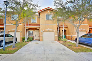 8533 SW 214th Ln, Cutler Bay, FL 33189, Sold 04/16/19