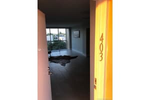 8840 Fontainebleau Blvd, Miami, FL 33172, Sold 03/19/19