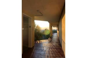 8840 Fontainebleau Blvd, Miami, FL 33172, Sold 03/19/19