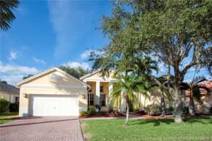 9721 Ridge Walk Ct, Davie, FL 33328, Sold 05/15/19