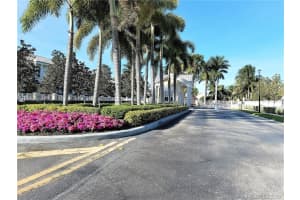 10761 NW 75th St, Medley, FL 33178, Sold 03/15/19