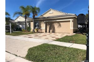 9931 Red Heart Ln, Tamarac, FL 33321, Sold 05/17/19