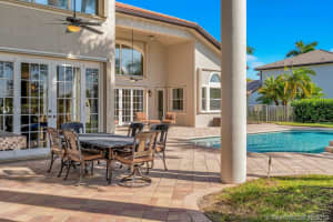 10938 Garden Ridge Ct, Davie, FL 33328, Sold 03/28/19