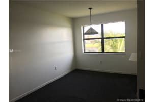 6894 NW 173rd Dr, Hialeah, FL 33015, Sold 12/24/19