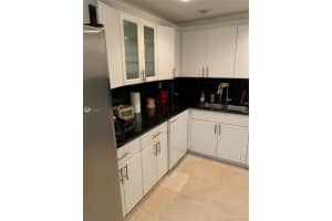 101 Ocean Ln Dr # 309, Key Biscayne, FL 33149, Sold 06/28/19