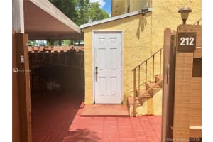 15421 SW 81st Cir Ln, Miami, FL 33193, Sold 03/14/19