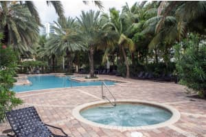 17100 N Bay Rd, Sunny Isles Beach, FL 33160, Sold 04/23/19