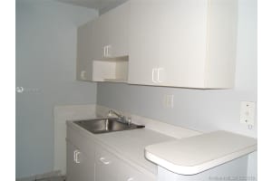 10786 N Kendall Dr APT D5, Miami, FL 33176, Sold 04/30/19