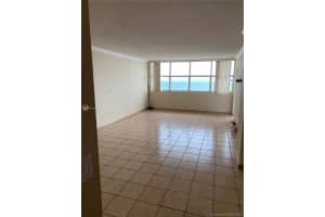 1420 Brickell Bay Dr #1002e, Miami, FL 33131, Sold 04/03/19