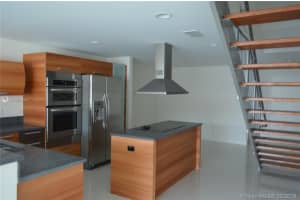 2950 NE 188th St, Miami, FL 33180, Sold 05/13/19