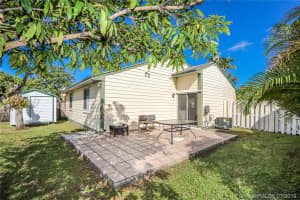 8660 SW 14th Ct, Pembroke Pines, FL 33025, Sold 08/23/19