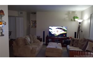 301 SW 86th Ave, Pembroke Pines, FL 33025, Sold 07/10/19