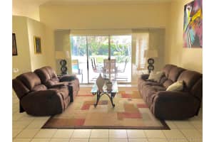 1975 Lake Point Dr, Weston, FL 33326, Sold 06/30/20