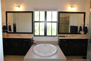 8930 Parkside Estates Dr, Davie, FL 33328, Sold 11/26/19