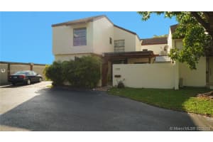 9760 NW 4th Ln, Miami, FL 33172, Sold 04/23/19