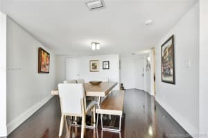 3401 N Country Club Dr, Aventura, FL 33180, Sold 06/03/19