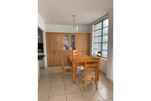 7800 Carlyle Ave #2f, Miami Beach, FL 33141, Sold 03/19/19