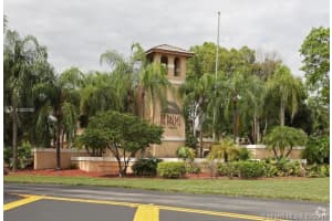 251 Palm Cir W, Pembroke Pines, FL 33025, Sold 04/10/19