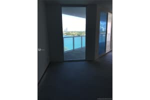 9821 E Bay Harbor Dr, Bay Harbor Islands, FL 33154, Sold 07/11/19