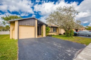 9331 E Heather Ln, Miramar, FL 33025, Sold 05/01/19