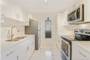 1030 9th St, Miami Beach, FL 33139, Sold 08/15/19