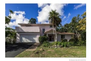 7700 Beach View Dr, North Bay Village, FL 33141, Sold 03/06/19