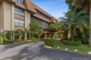 661 NE 195th St, Miami, FL 33179, Sold 05/15/19