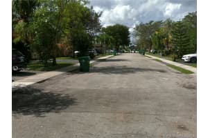 9290 E Daffodil Ln, Miramar, FL 33025, Sold 05/17/19