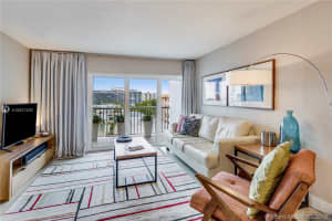 6855 Abbott Ave, Miami Beach, FL 33141, Sold 08/05/19