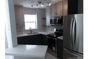 221 Meridian Ave, Miami Beach, FL 33139, Sold 12/02/19