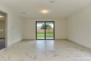 2886 SE 3rd St, Homestead, FL 33033, Sold 05/20/19