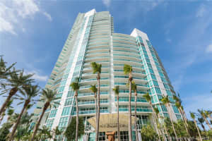 1000 South Pointe Dr, Miami Beach, FL 33139, Sold 05/10/19
