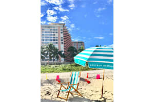 2899 Collins Ave, Miami Beach, FL 33140, Sold 05/13/22